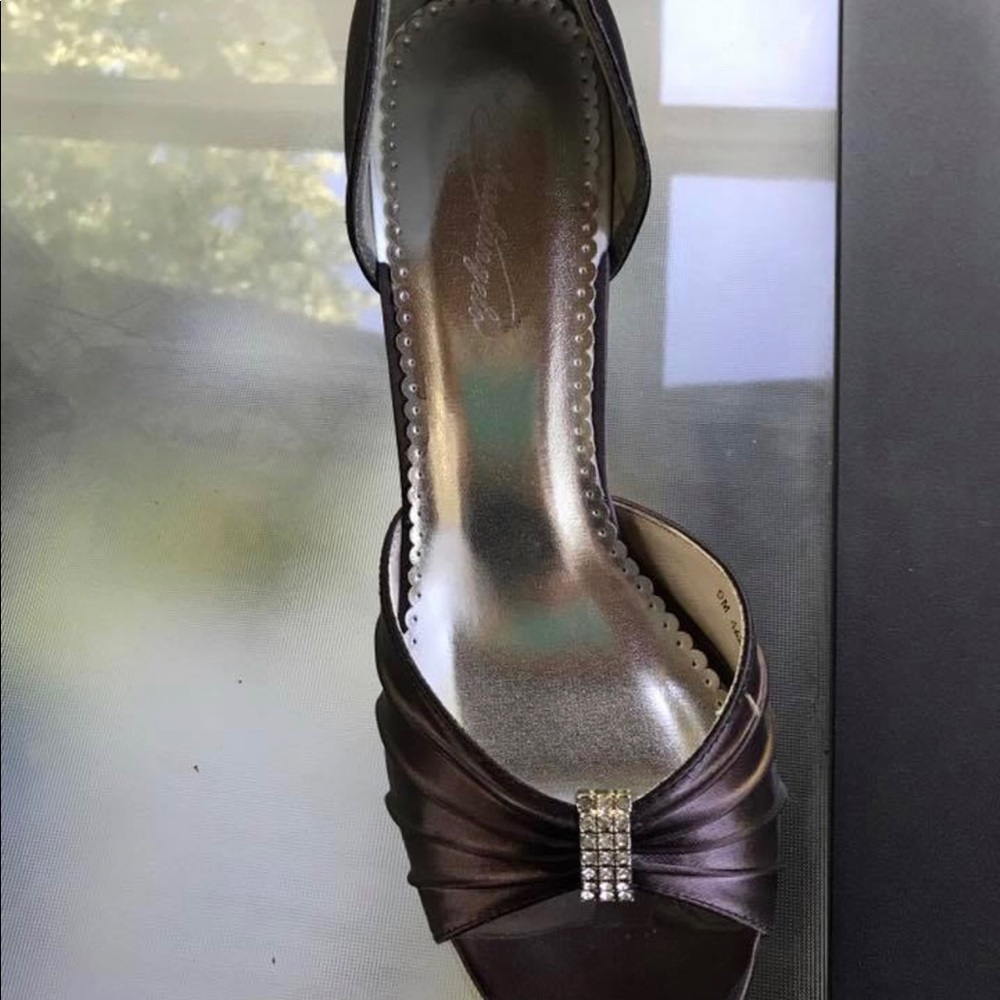 Sz 9 brown heels - Picture 1 of 4